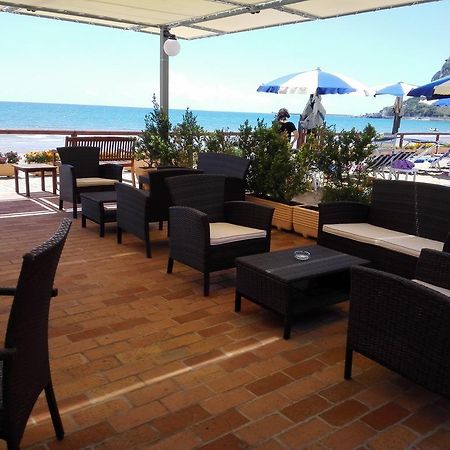 Hotel Acquasanta Terracina Kültér fotó