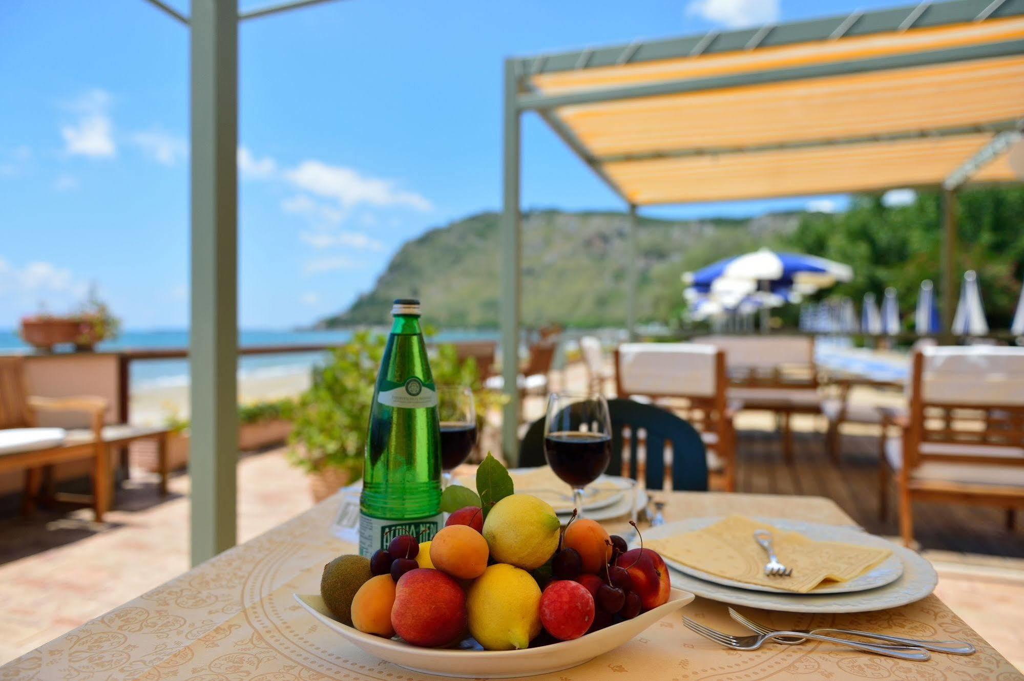 Hotel Acquasanta Terracina Kültér fotó