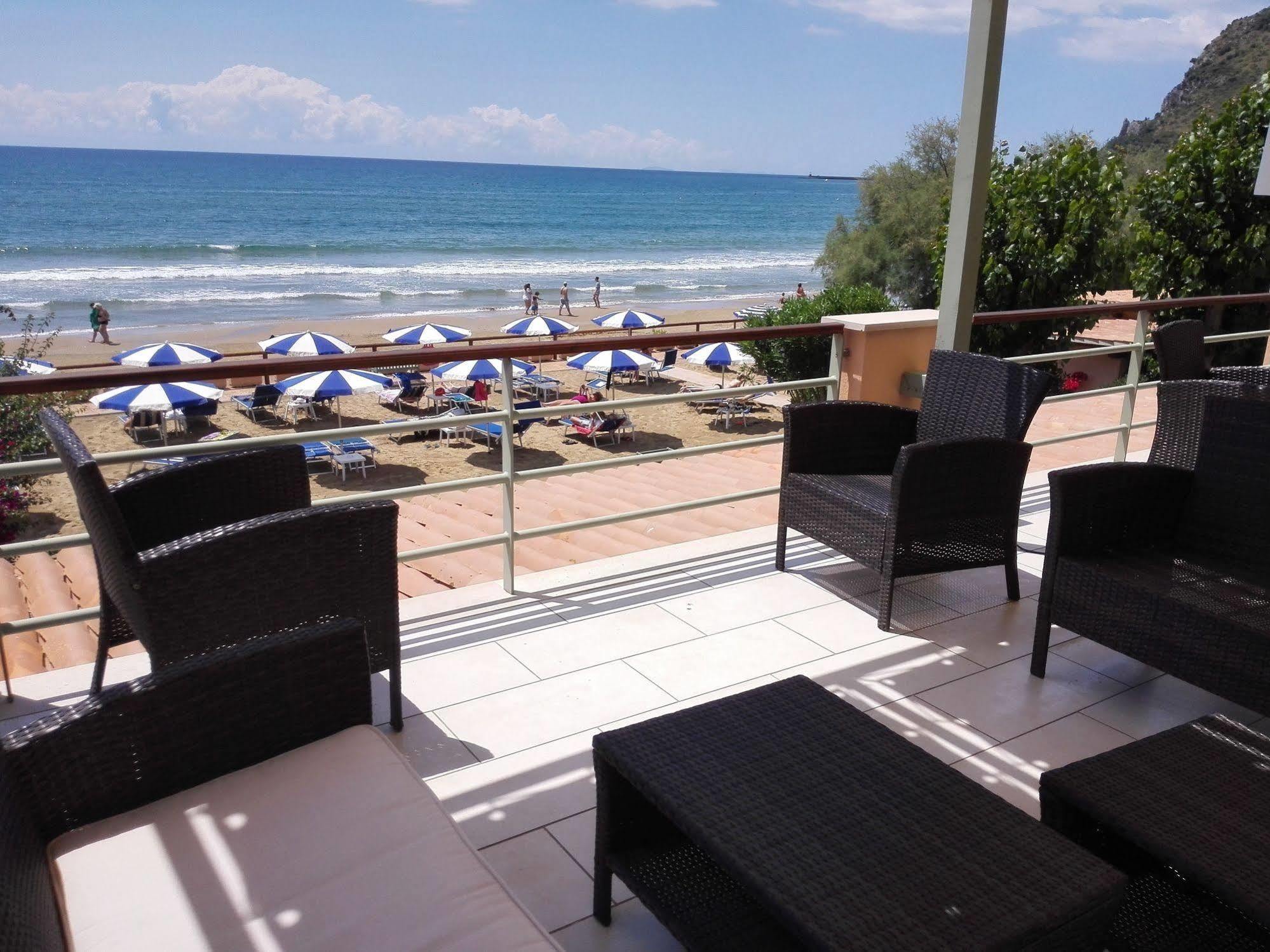 Hotel Acquasanta Terracina Kültér fotó