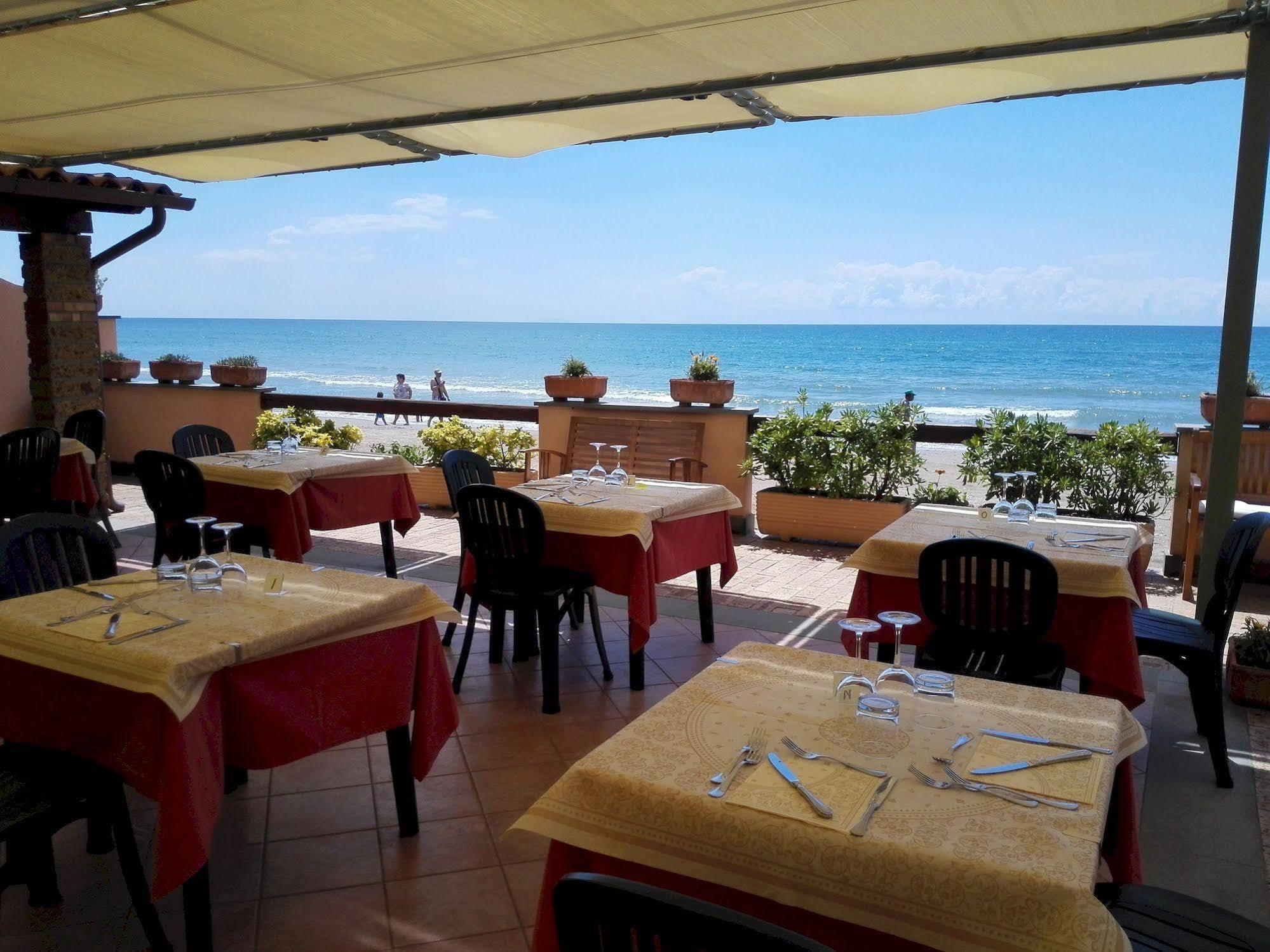 Hotel Acquasanta Terracina Kültér fotó