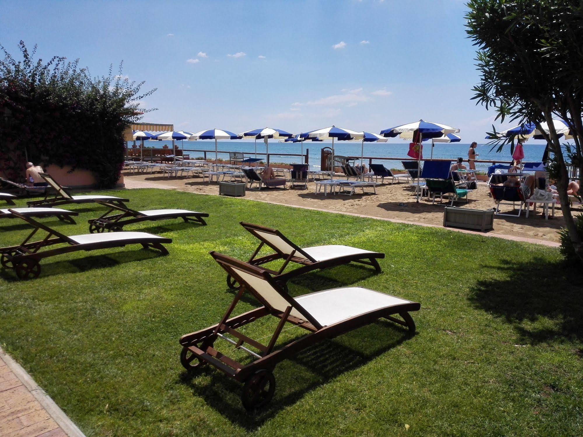 Hotel Acquasanta Terracina Kültér fotó